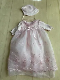ベビードレス ピンク 刺繍入り 帽子付き