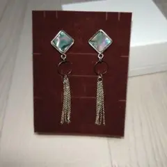 ANEMONE　美品　ピアス