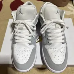Jordan ホワイト/グレー スニーカー