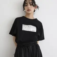 hellam シルバーヴィンテージ箔プリントTシャツ　半袖