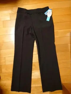 青山 レディース ウォッシャブル セミフレアパンツ 新品未使用