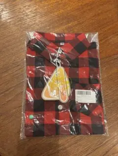 赤と黒のチェック 半袖シャツ