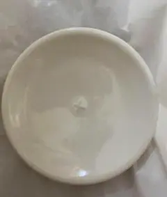 ホワイト陶器円形皿3