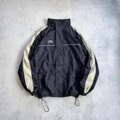 90s umbro アンブロ 背面ロゴ ナイロンジャケット ドローコード y2k