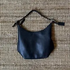 Item thumbnail for item 824a1eeb-5dfd-4e17-9261-adb4a3c61e40