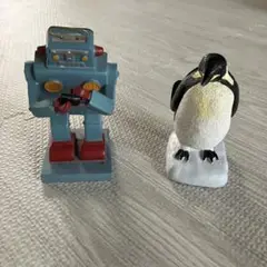 スマホスタンド(ロボット・ペンギン）