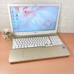 ✨️すぐ使える✨️初心者向け✨️エクセルワードできる✨️カメラつきノートパソコン