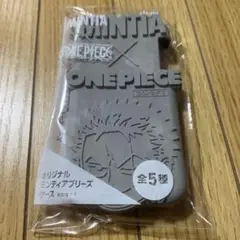 新品未開封！セブン限定 ワンビース ミンティアケース ゾロ