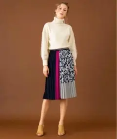 UNITED TOKYO カラーブロックプリーツスカート 花柄 ネイビー