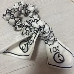 ロゴ入りシルク風シュシュ