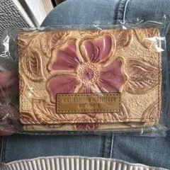 新品未使用♡KATHARINE HAMNETT♡三つ折り財布♡