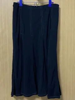 ブラック　フレアスカート ホワイトステッチ　Mサイズ