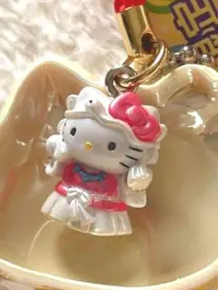 キティちゃん　限定版　パール　入手困難　サンリオ　激レア　秋田　廃盤　タグ付き