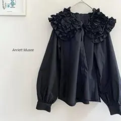 Anriett Musee フリルビッグカラーブラウス　ブラック　6041