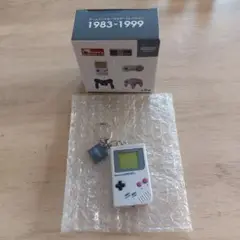 ニンテンドーミュージアム　ゲームハードキーホルダー　ゲームボーイ