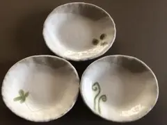 植物模様の楕円形皿3枚セット