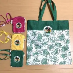 ディズニーバケパ　バッグとポシェット