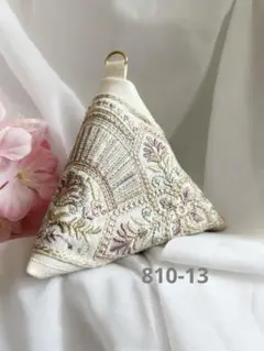 テトラポットポーチ　三角ポーチ　インド刺繍生地　ピンク　810-13