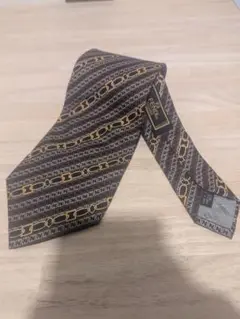 美品　FENDI 　フェンディ　チェーンパターン ネクタイ　メンズ　小物
