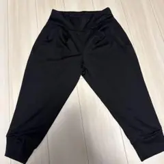 DANSKIN ブラック クロップドパンツ　サイズM-D