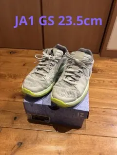 Item thumbnail for item 319de69c-8623-4215-9b88-d6b611ce8a83