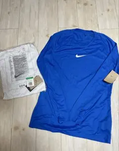 Nike 長袖Tシャツ 青 白 2枚セット