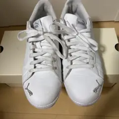 Puma スニーカー ホワイト　26センチ
