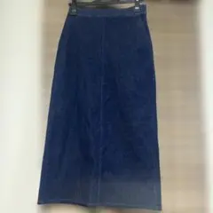 UNIQLO ダークデニム タイトスカート スリット入り