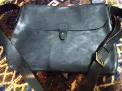 ブラックレザーショルダーバッグ 本日のみ