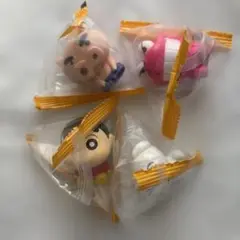 クレヨンしんちゃん　プチっとすわりマス全4種