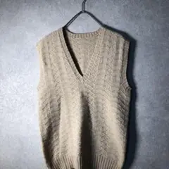 【ヴィンテージ】ニットベスト Vネック ナチュラルシンプル古着used BS15