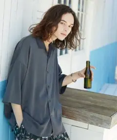 バリアスドルマンシャツ