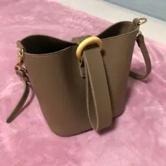 ブラウン バケツ型ショルダーバッグ　ワンハンドバック　2WAY バゲッドバッグ