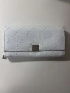 ハート模様ホワイト長財布 white long wallet