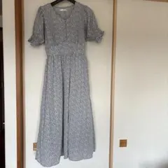花柄ロングワンピース 半袖 グレー系