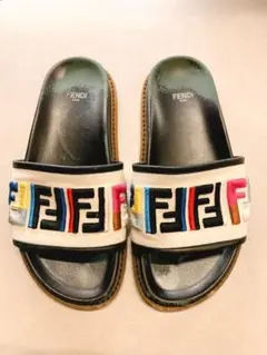 FENDI カラフルロゴ フラットサンダル フェンディ マルチカラー 37