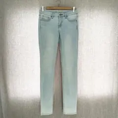 美品✦UNIQLO スキニーデニムジーンズパンツ ウエスト73 ライトブルー