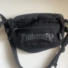 THRASHER ブラック ショルダーバッグ