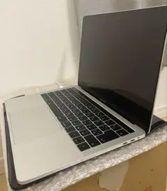 MacBookPro 13インチ Touch Bar搭載 2017年 512GB