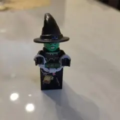 LEGO 魔女 フィギュア