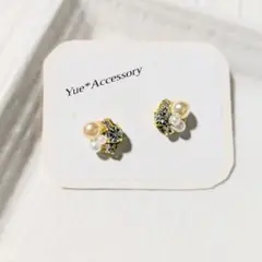 193　ハンドメイド☆ビジューピアス／イヤリング