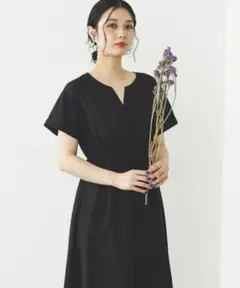 BEAMS HEART 前釦 スキッパーネック ワンピース　ブラック