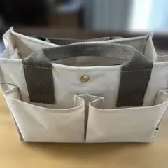 マザーズバッグ ベビーカーバック 仕切り