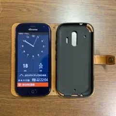 【美品】らくらくスマートフォンF-42A docomo （ほぼ新品ケース付）