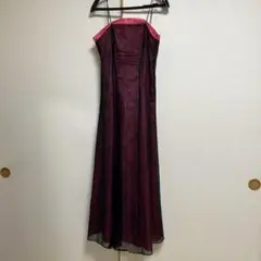 ピンクの花柄ロングドレス