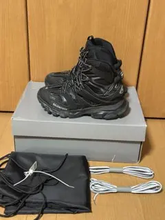 2025年最新】balenciaga track hikeの人気アイテム - メルカリ