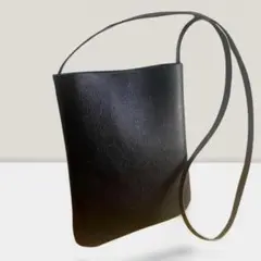 Item thumbnail for item e8bbf5d0-a433-4592-a790-8fa5c32d1893