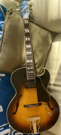 ARCHTOP TRIBUTE AT102M  【訳あり】 フルアコ 機材紹介：Archtop Tribute AT102｜Hikosans