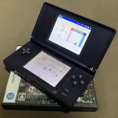 ニンテンドー DS Lite エナメルネイビー ソフト付き