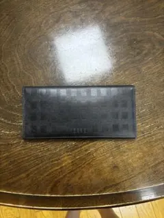 DAKS ブラック　長財布